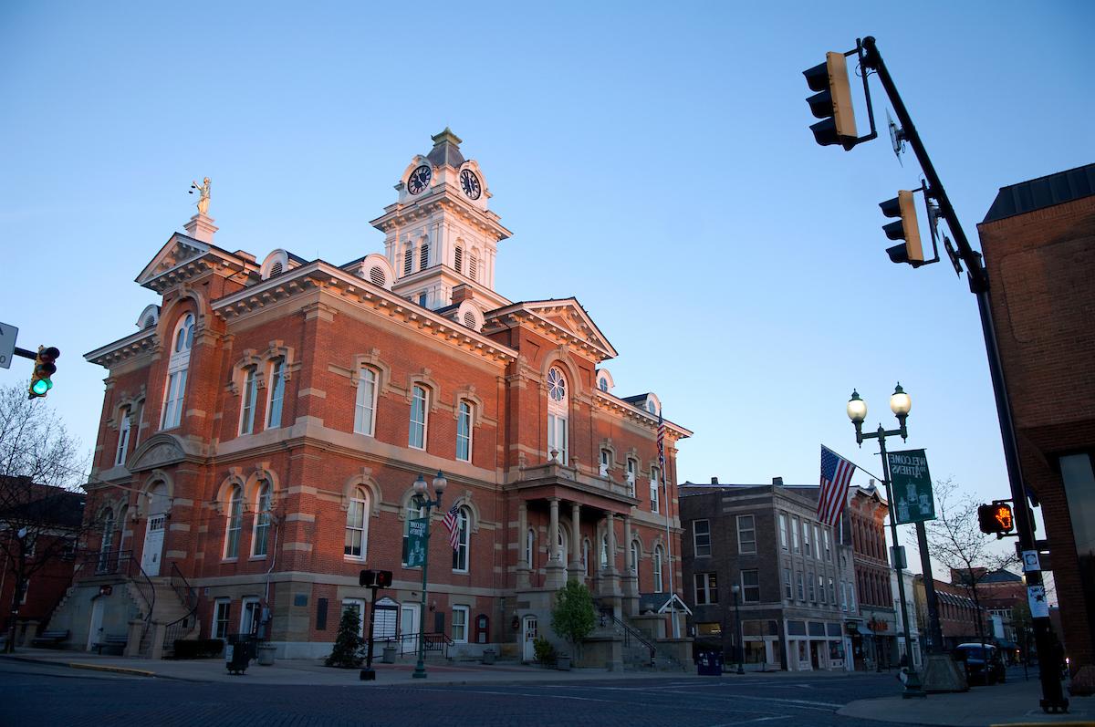 Photo of the Athens County Courthouse